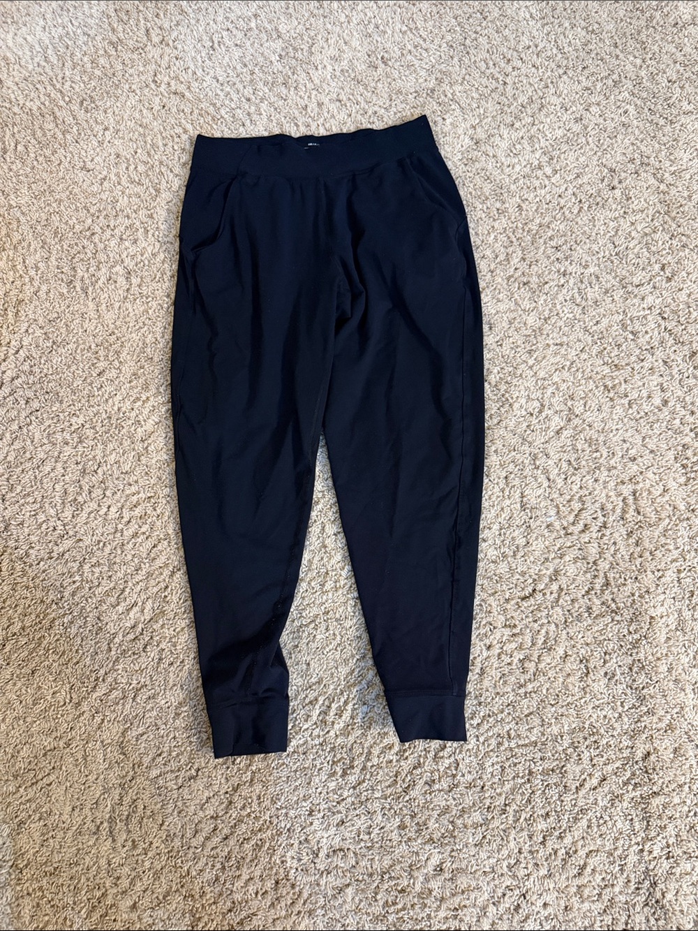 Under Armour Black Women's Jogger Track Pants - Picture 1 of 3